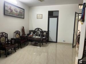 Bán nhà chuẩn đẹp, Đội Cấn - Ba Đình, 102m2 2 tầng